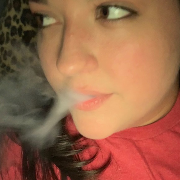 Meet your Posher, Meghan - Picture 1 of 1